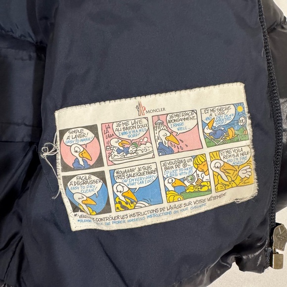 Moncler Navy Puffer Jacket| Moncler Children’s Jacket - Picture 4 of 10